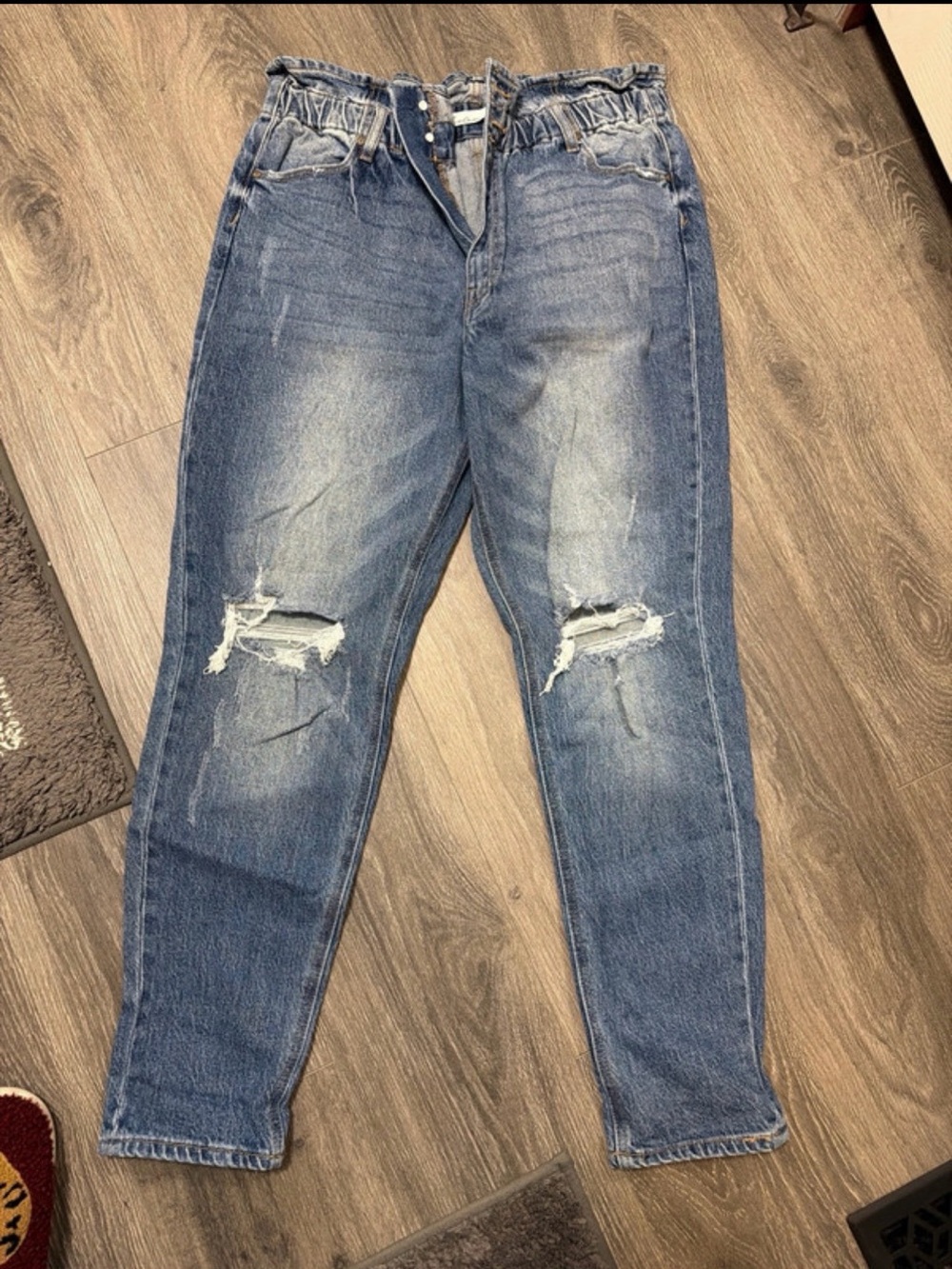 KanCan Women's Distressed Boyfriend Jeans - Faded Blue Wash